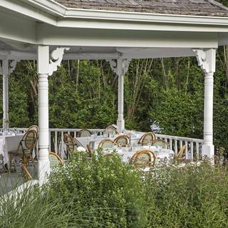 The Shelter Island Tavern