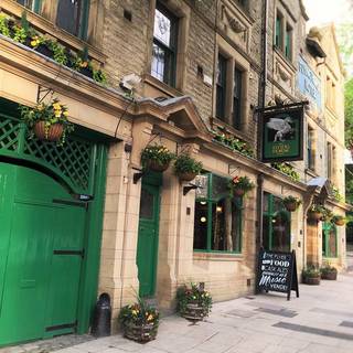 The Flying Horse Hotel