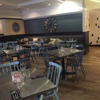 Village Pub & Grill - Village Hotel Birmingham Dudley