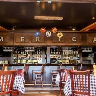 Wally's American Gastropub - Scottsdale
