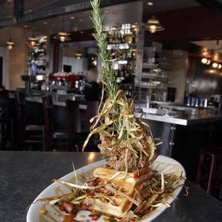 10 Restaurants Near The Smith Center For Performing Arts Opentable 31 Restaurants Available Nearby
