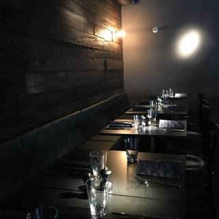 The Raw Bar & Grill