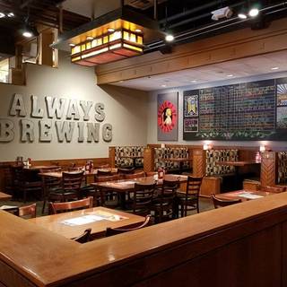 Rock Bottom Brewery Restaurant - Denver