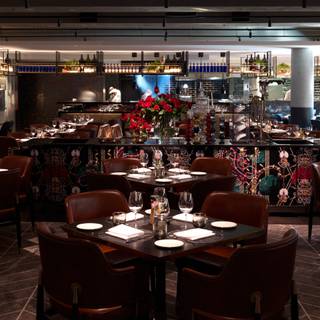 QT Melbourne - Pascale Bar and Grill