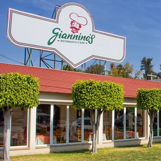 Giannino's