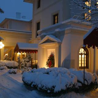 Lancellotti Dining Room at Geneva on the Lake