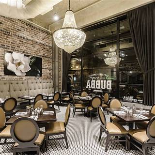 10 Restaurants Near Des Moines International Airport Opentable Bubba