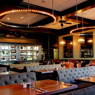 Earls Kitchen + Bar - Bridge Park - Burnaby