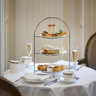 Afternoon Tea at The Waldorf Hilton