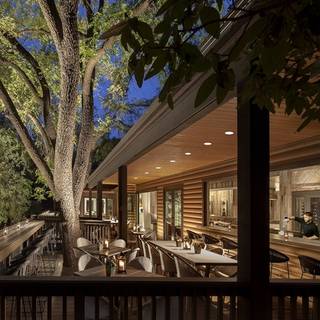 10 Restaurants Near Tlaquepaque Opentable Etch Kitchen Bar At L Auberge De Sedona