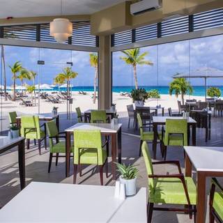 Elements Restaurant at Bucuti & Tara Beach Resort - Adults Only