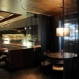PEARL Bar & Dining