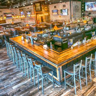 Lucy's American Tavern