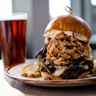 10 Restaurants Near Arundel Mills Mall Opentable Duclaw Brewing