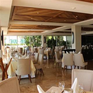 Gaviotas at Sheraton Buganvilias