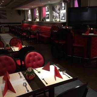 Manam Thai Food & TimeSquare