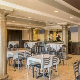 200 Restaurants In Gilbert Az Opentable Brock S Restaurant Bar Doubletree Gilbert