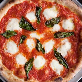 Pizzeria Lola