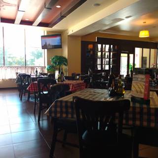 Italianni's Obregon