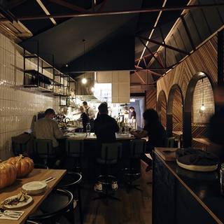 Host Dining
