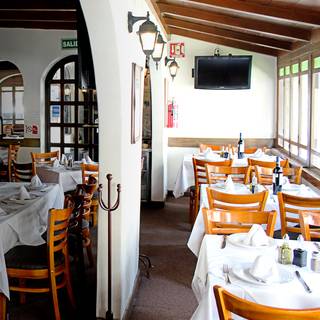 La Tavola - Del Valle