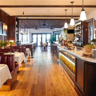 Lulu Kitchen & Bar