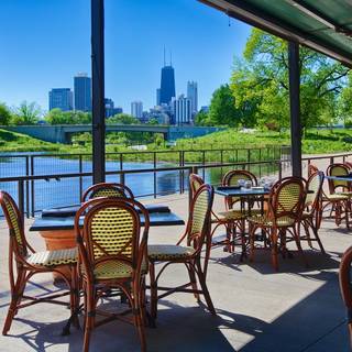 52 Restaurants Near Lincoln Park Zoo Opentable The Patio At Cafe Brauer