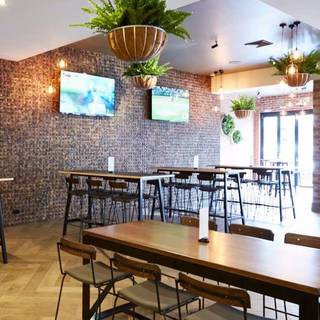 Sir Henry Barkly Hotel