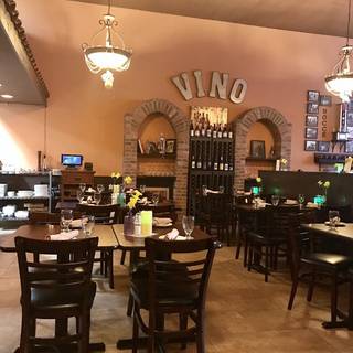 Frankie's B Town Bistro