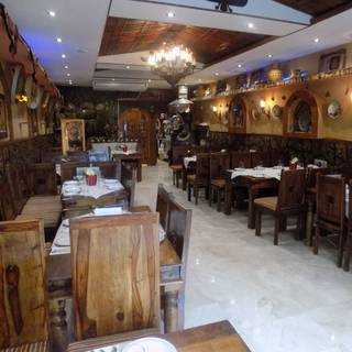 Abshar Restaurant