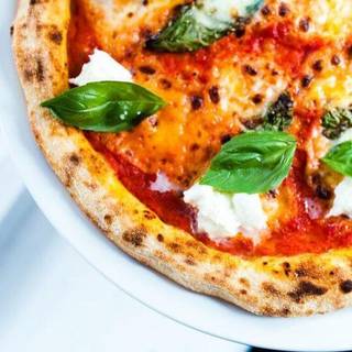 El Capitano Pizzeria & Bar