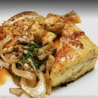 49 Restaurants Near Chicago O Hare International Airport Opentable Asado Urban Grill At Renaissance Chicago O Hare Suites