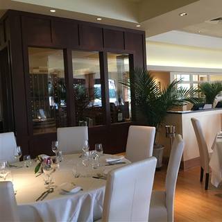 Best Restaurants In Virginia Beach Opentable Le Yaca Virginia Beach