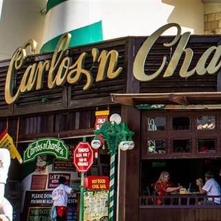 Carlos'n Charlies Cancun