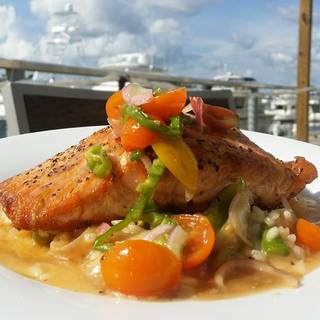 28 Restaurants Near Perdido Key State Park Opentable Ginny Lane Bar Grill