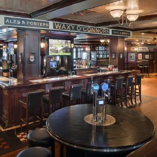 Waxy’s Irish Bar + Kitchen Lexington