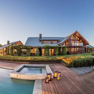 The Peak - Spicers Peak Lodge