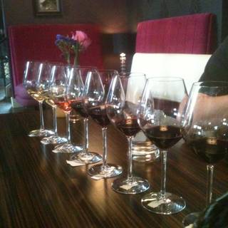 Vinue Food and Wine Bar