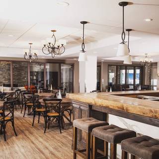 Roots Kitchen & Bar