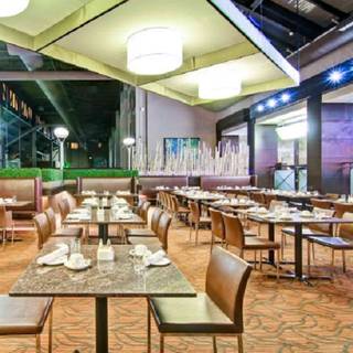 Whitesides Terrace Grille - Delta Toronto East