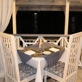 Jacques Waterfront Dining