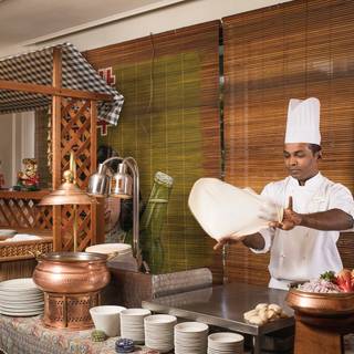 Asian Market Café - Fairmont Singapore