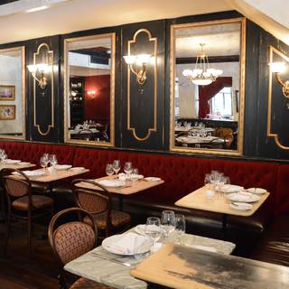 Petit Louis Bistro - Roland Park