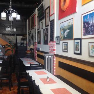 Dali Modernistic Tapas