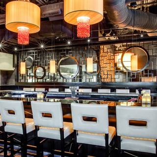 10 Restaurants Near Southlake Town Square Ping Center Opentable Howard S Southlake