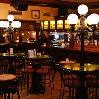 Six Mile Pub and Eatery