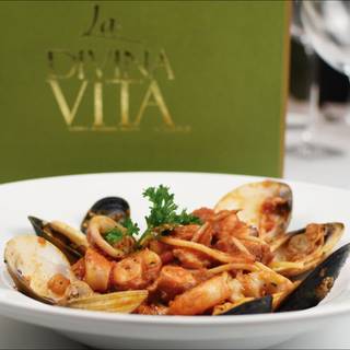 La Divina Vita