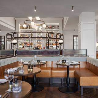 Dining Room at The Tamburlaine Hotel