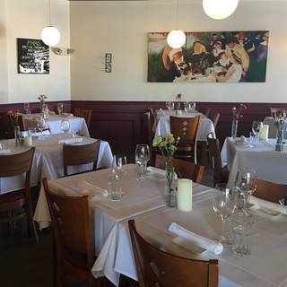 Voila French Bistro