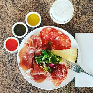 The Italian Corner